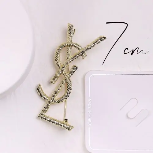سنجاق سینه مارک YSL خط دار