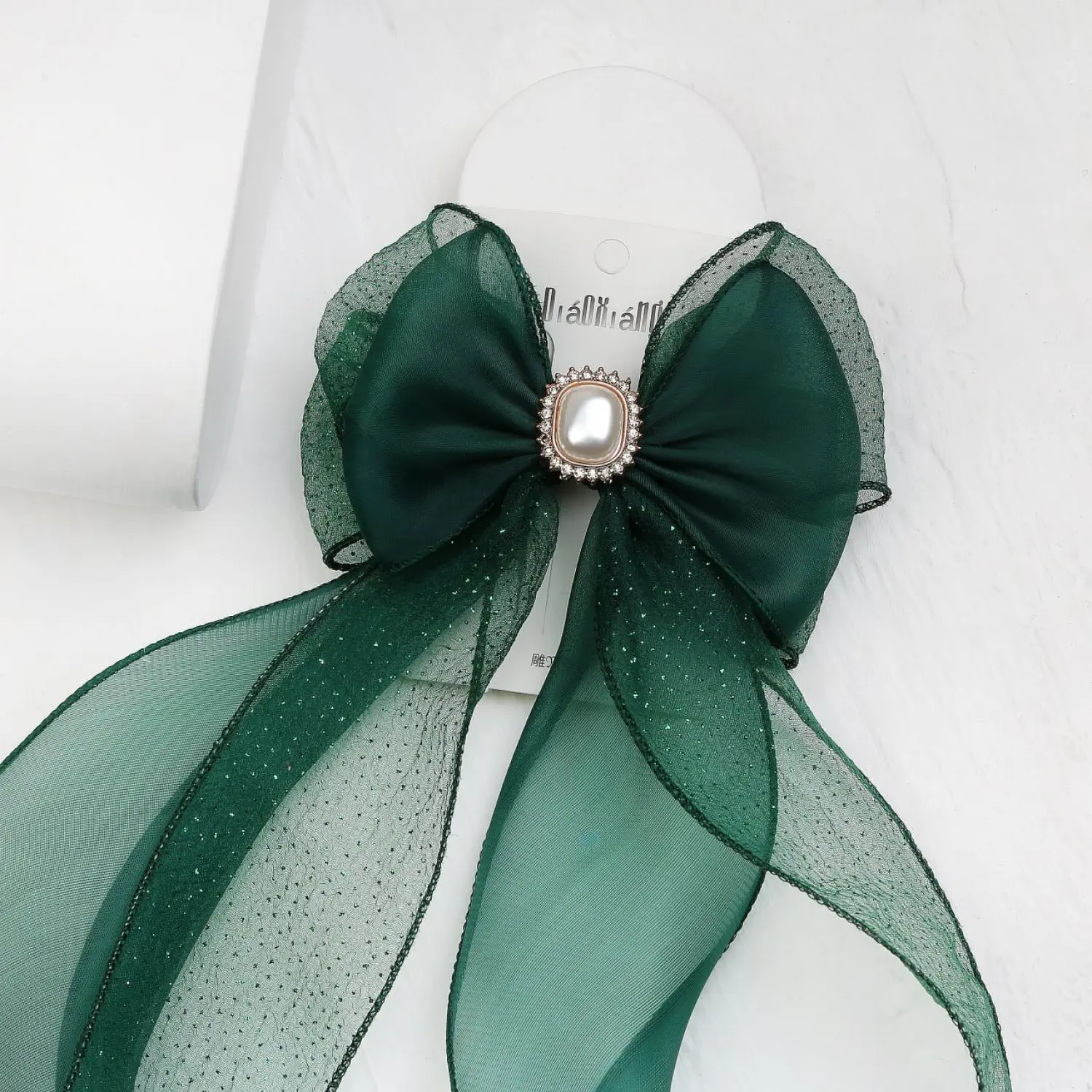 گیره فرانسوی شاین دار دنباله دار