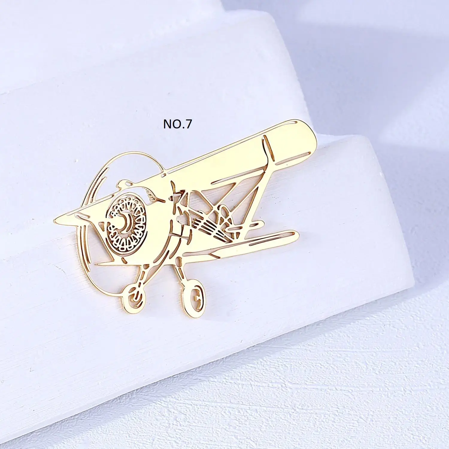 سنجاق سینه استیل طرح دار فانتزی