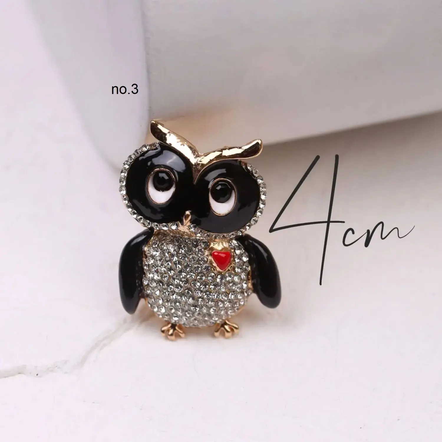 سنجاق سینه مدل قورباغه و حلزون