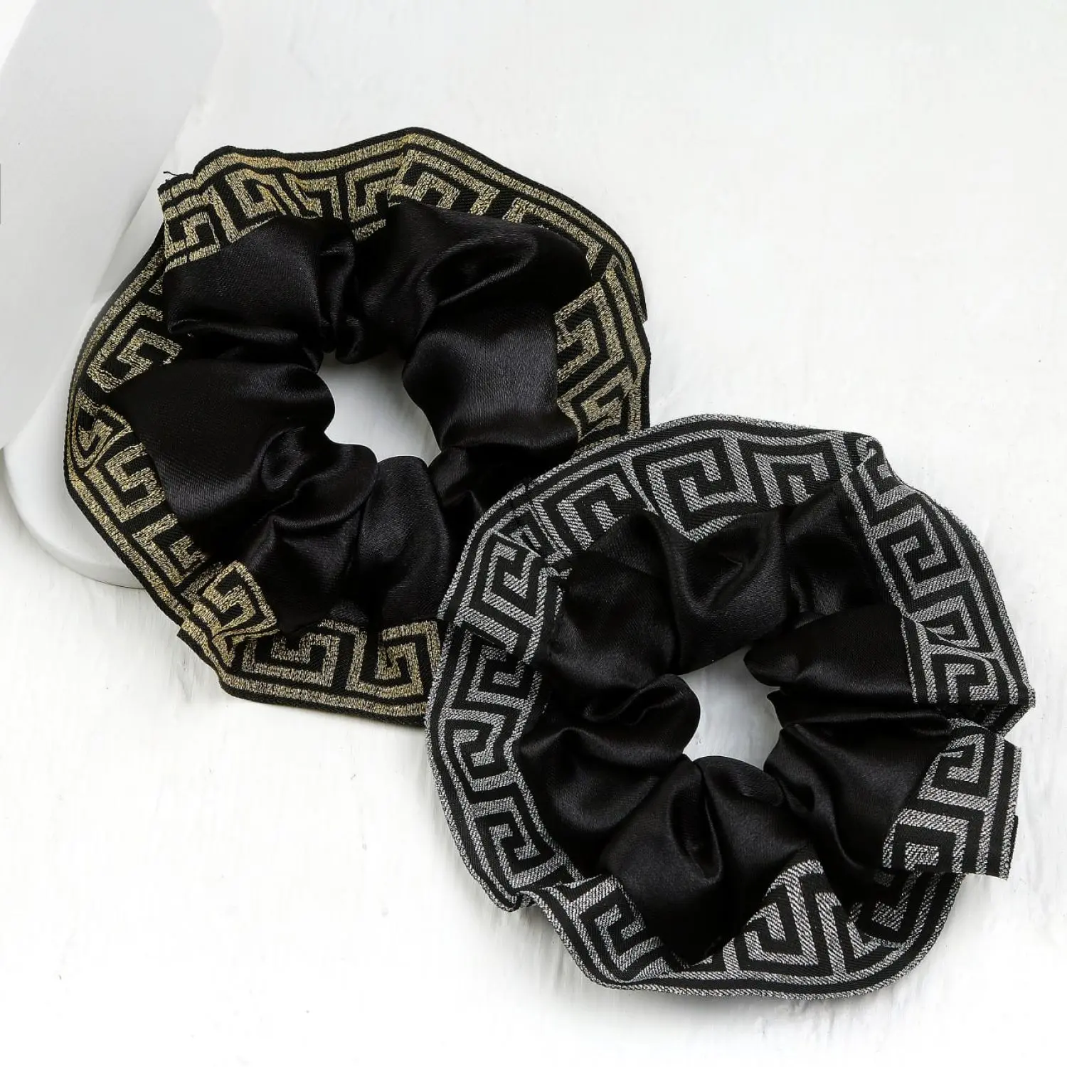 کش مو اکلیلی گل