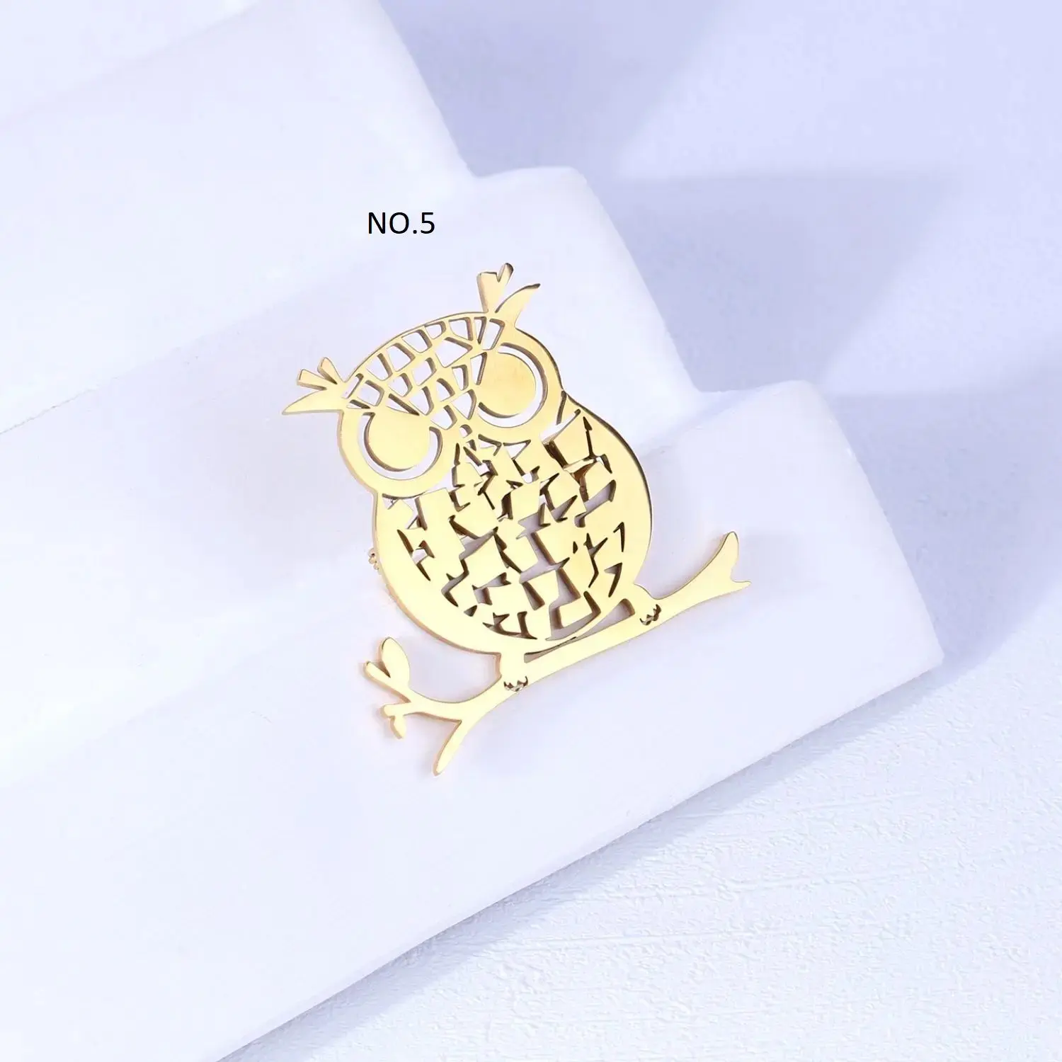 سنجاق سینه استیل طرح دار فانتزی