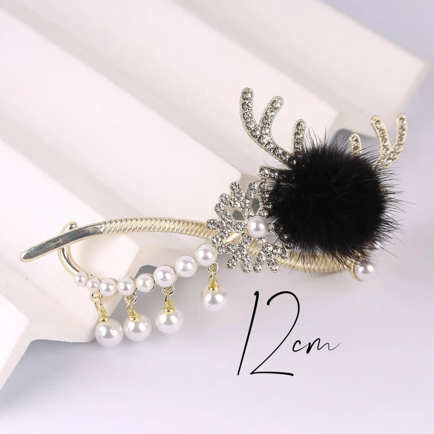 گیره  آبشاری خز دار