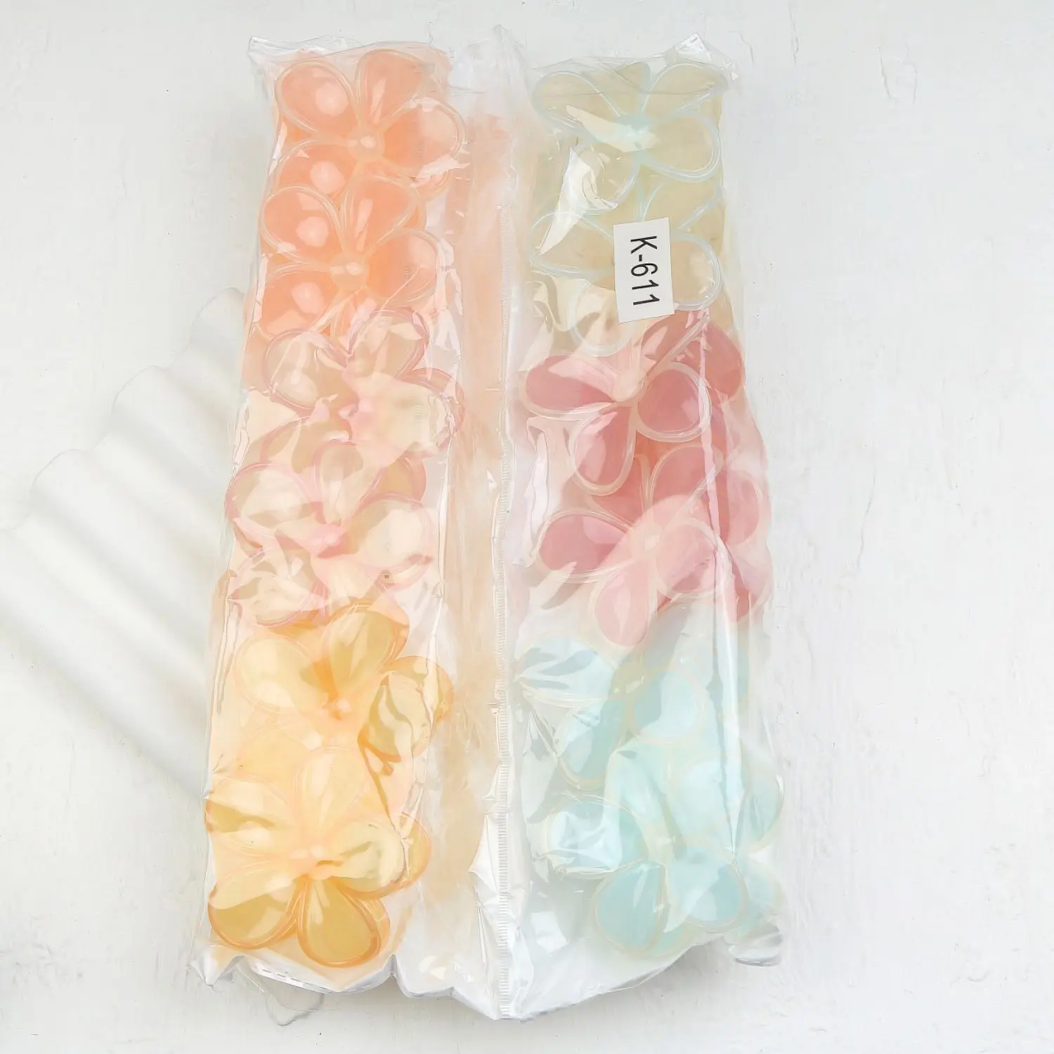 کلیپس طرح گل رنگ پاستیلی