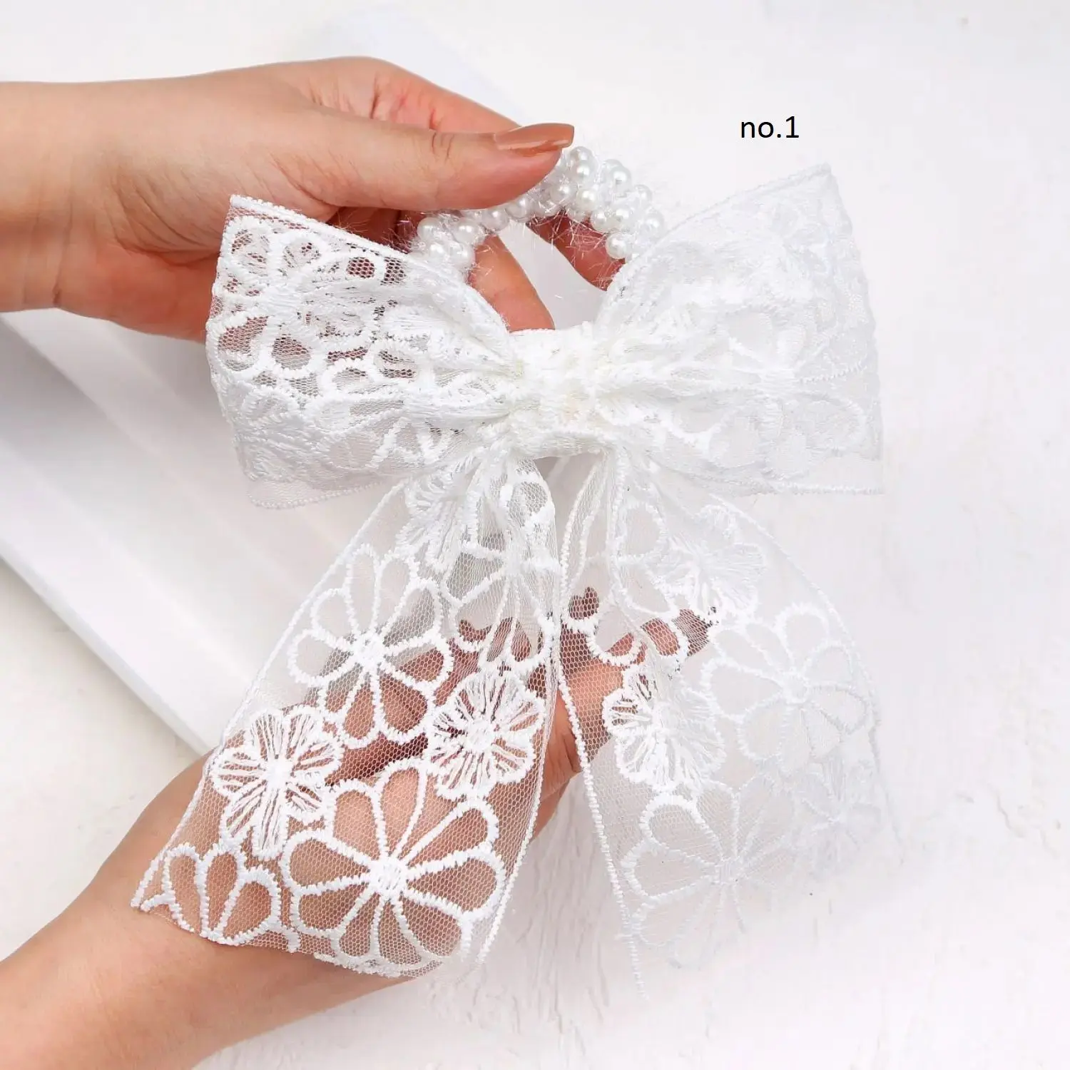 گیره و کش دانتل فرانسوی آویز